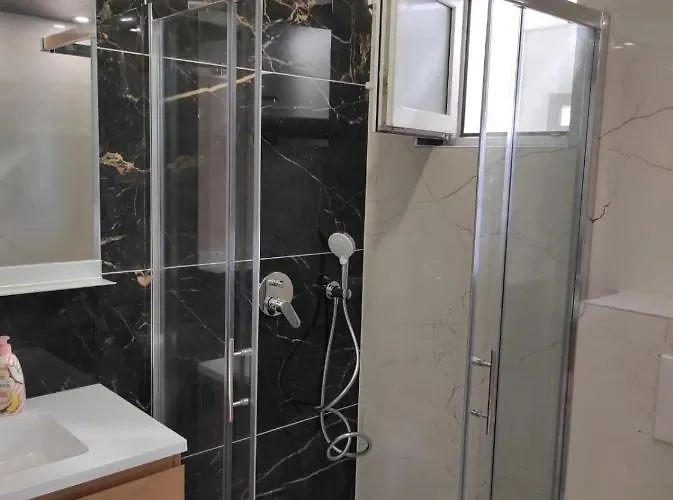 Gasthuis Pomalo Makarska