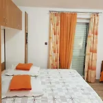 Pomalo Гостевой дом 3*