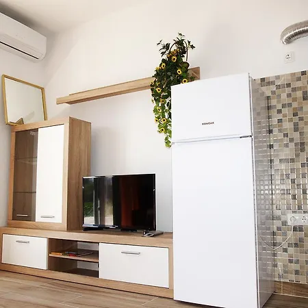 Pomalo Gasthof Makarska