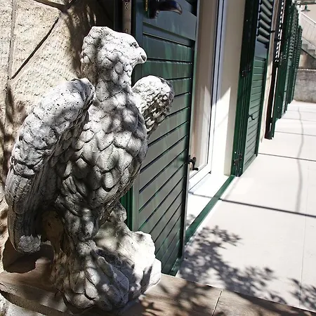 بيت ضيافة Apartments Pomalo 3*