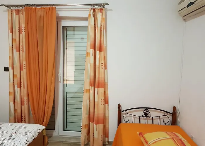 Πανσιόν Pomalo