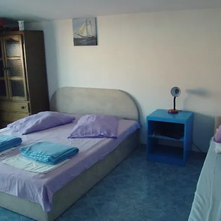 Pomalo 招待所 马卡尔斯卡