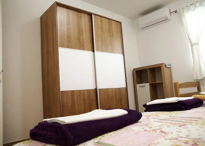 בית הארחה Pomalo